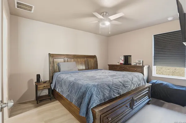 $1,475 | 10231 Mesa Medina, San Antonio, TX 78252