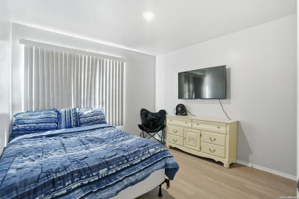 $1,475 | 10231 Mesa Medina, San Antonio, TX 78252