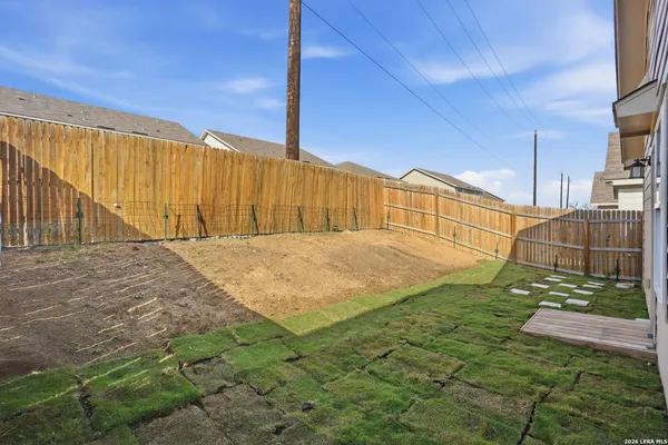 $1,475 | 10231 Mesa Medina, San Antonio, TX 78252