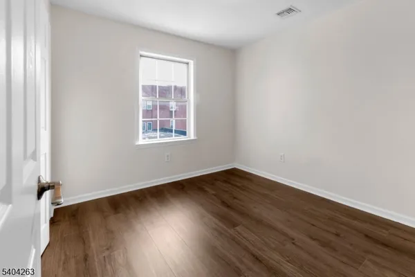 $775,000 | 139 Inslee Place, Elizabeth Port, NJ 07206