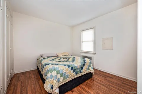 $869,000 | 593 Pearl Street, Oceanside, NY 11572