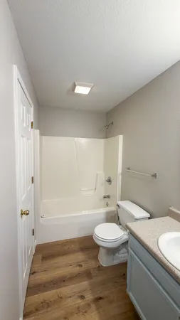 $1,950 | 806 South Sunny Lane, Urbana, IL 61802