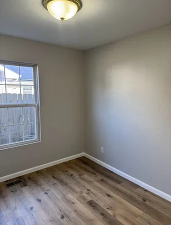 $1,950 | 806 South Sunny Lane, Urbana, IL 61802