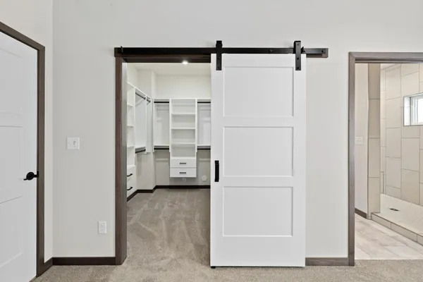 $699,900 | 3165 66th Avenue South, Fargo, ND 58104