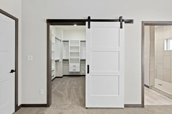 $699,900 | 3165 66th Avenue South, Fargo, ND 58104