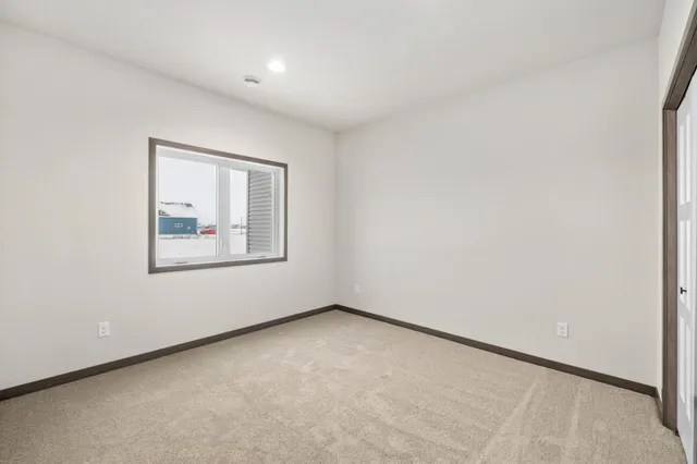 $699,900 | 3165 66th Avenue South, Fargo, ND 58104