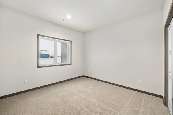 $699,900 | 3165 66th Avenue South, Fargo, ND 58104