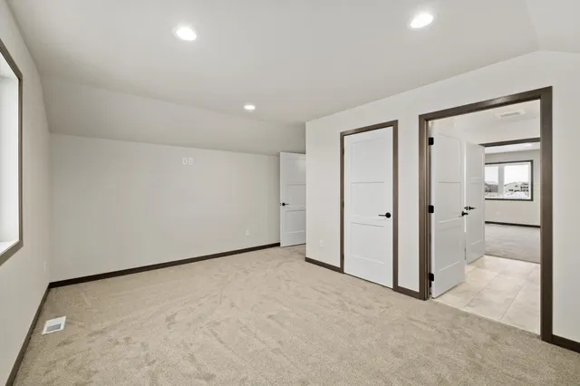 $699,900 | 3165 66th Avenue South, Fargo, ND 58104