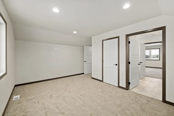 $699,900 | 3165 66th Avenue South, Fargo, ND 58104