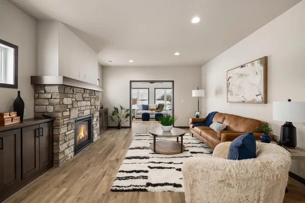 $699,900 | 3165 66th Avenue South, Fargo, ND 58104