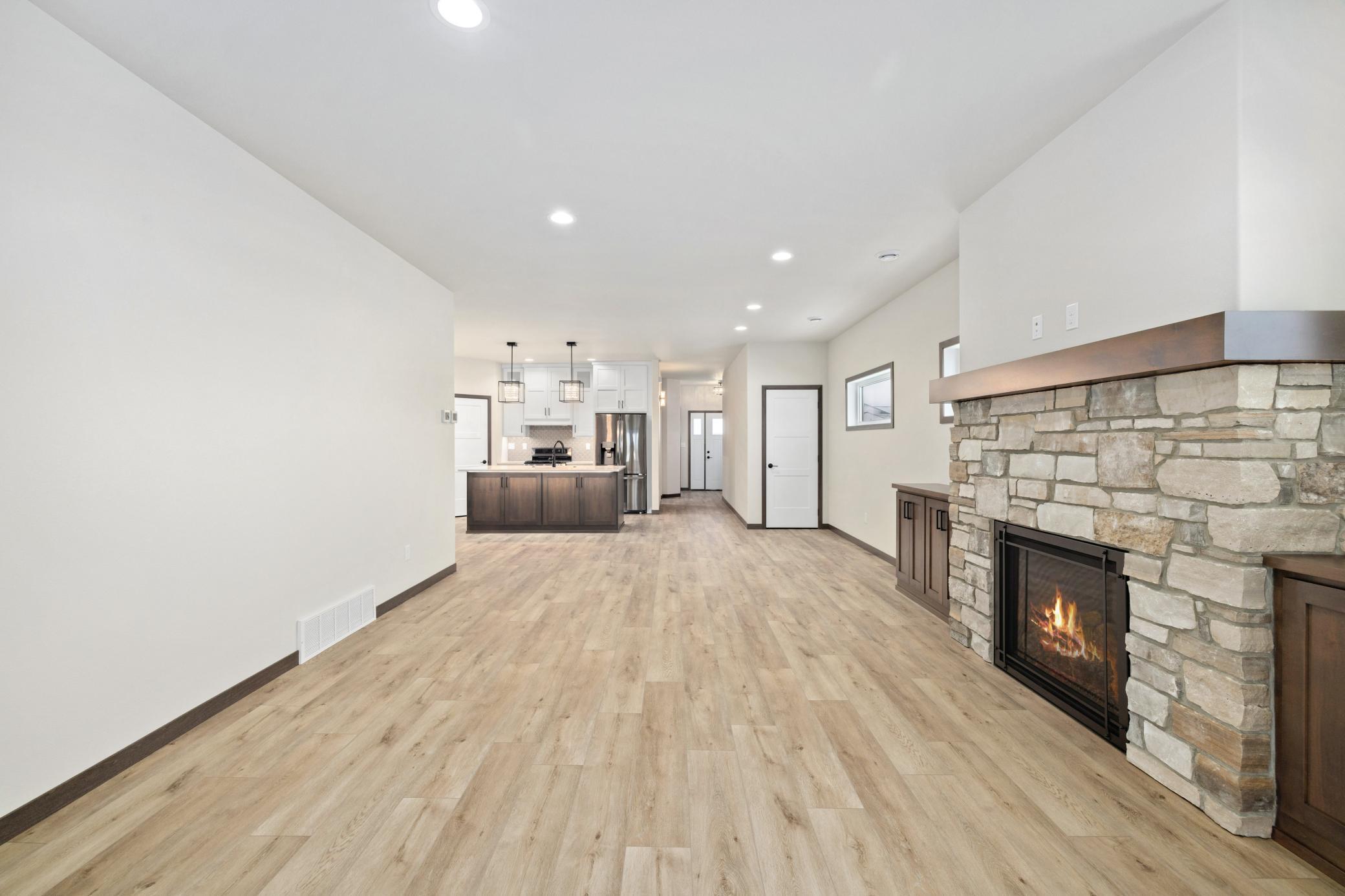 3165 66th Avenue South Fargo, ND 58104 - Photo 7 of 34