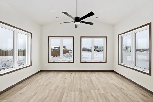 $699,900 | 3165 66th Avenue South, Fargo, ND 58104