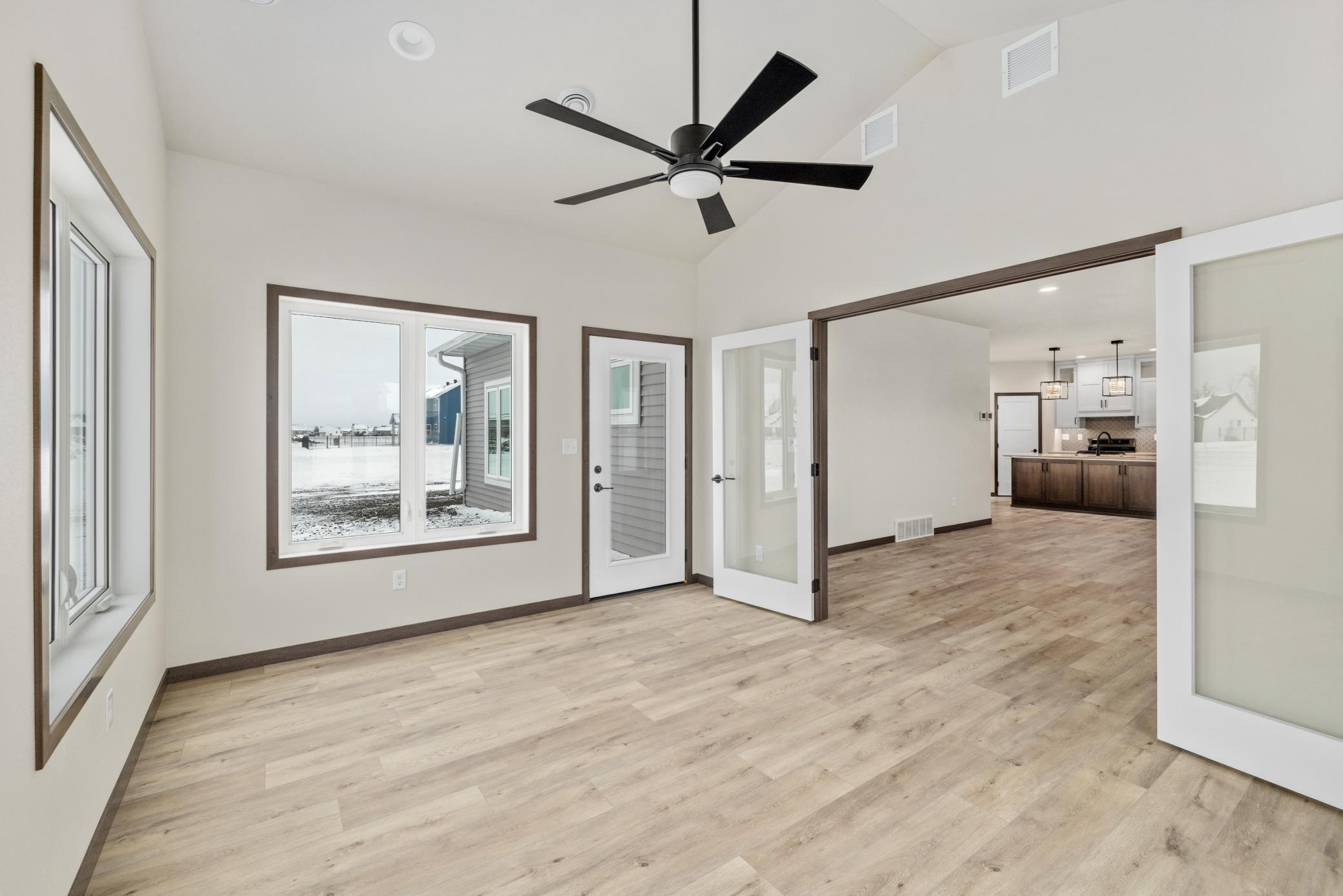 3165 66th Avenue South Fargo, ND 58104 - Photo 9 of 34