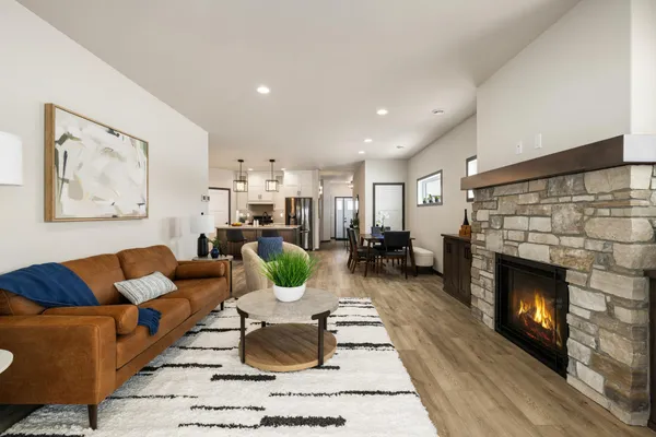 $699,900 | 3165 66th Avenue South, Fargo, ND 58104