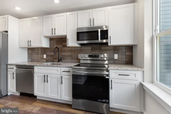 $1,295 | 1924 North Front Street, Unit 408, Philadelphia, PA 19122