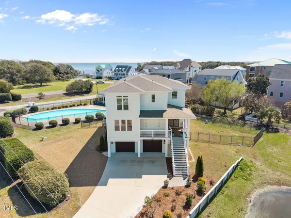 $2,600,000 | 2616 Lennoxville Road, Beaufort, NC 28516