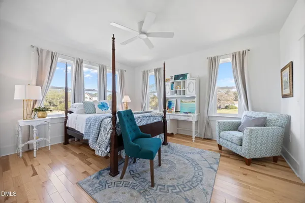 $2,600,000 | 2616 Lennoxville Road, Beaufort, NC 28516