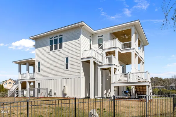 $2,600,000 | 2616 Lennoxville Road, Beaufort, NC 28516