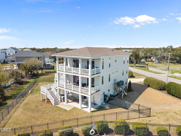 $2,600,000 | 2616 Lennoxville Road, Beaufort, NC 28516