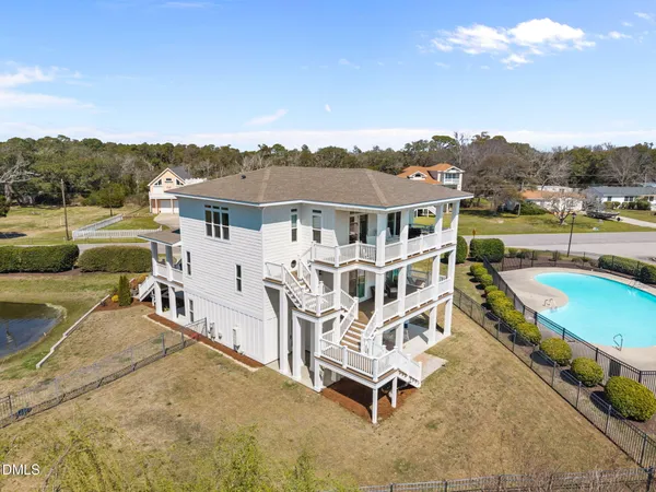 $2,600,000 | 2616 Lennoxville Road, Beaufort, NC 28516