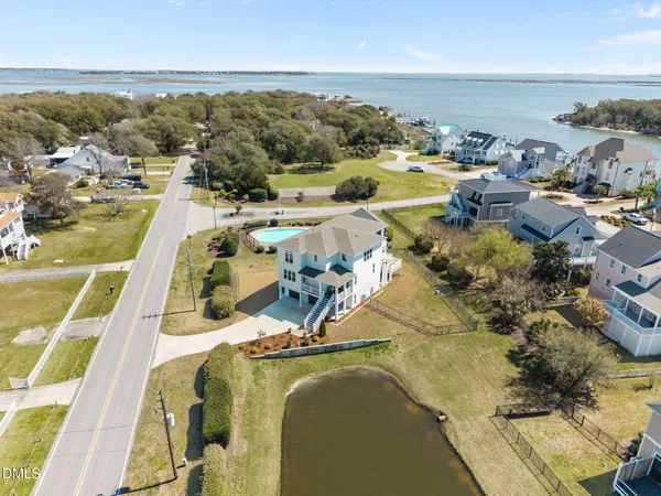 $2,600,000 | 2616 Lennoxville Road, Beaufort, NC 28516