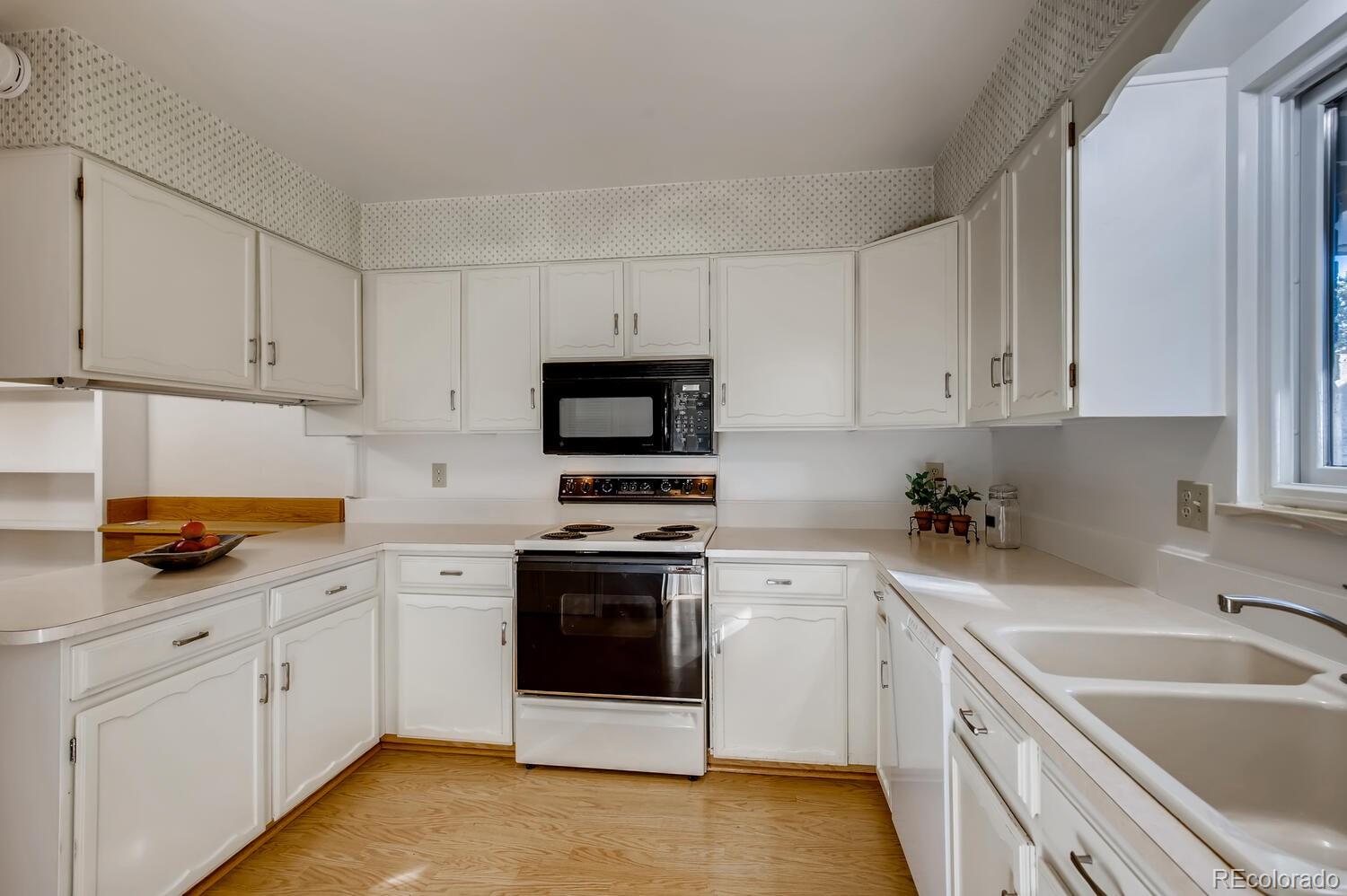 2222 West Ridge Road Littleton, CO 80120 - Photo 4 of 14 Gallery Image 4
