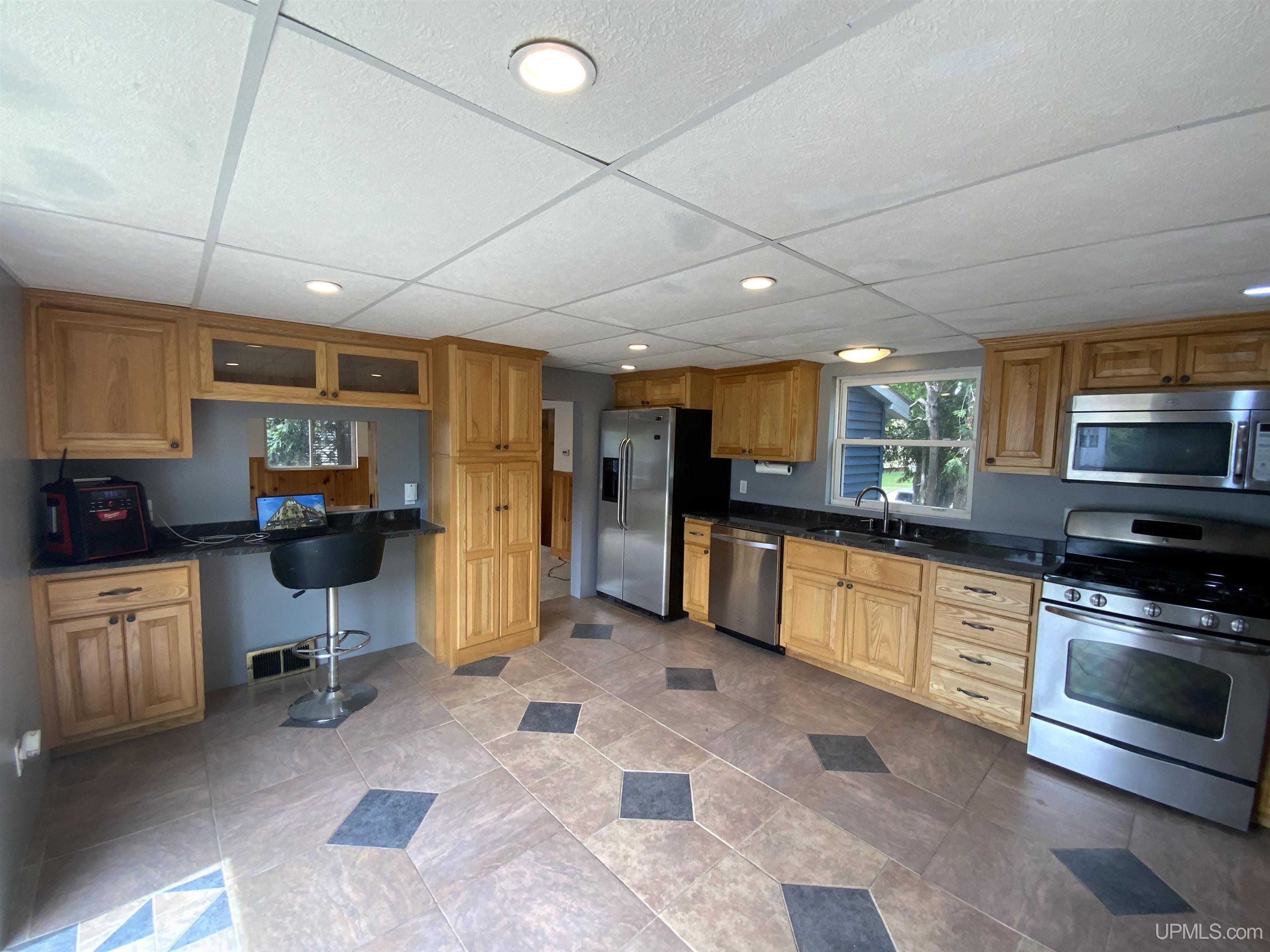 604 Carr Street Negaunee, MI 49866 - Photo 8 of 43