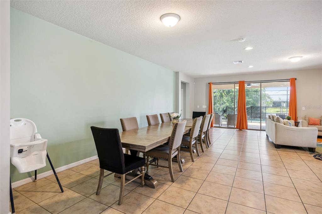8875 Qin Loop Davenport, FL 33896 - Photo 8 of 35
