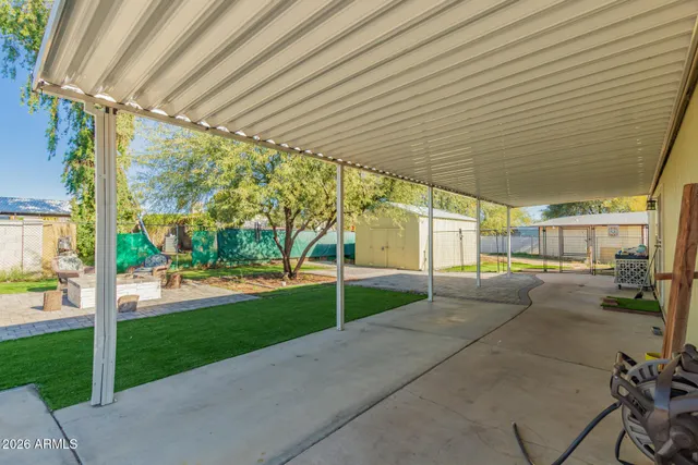 $1,799 | 17833 North 1st Place, Phoenix, AZ 85022