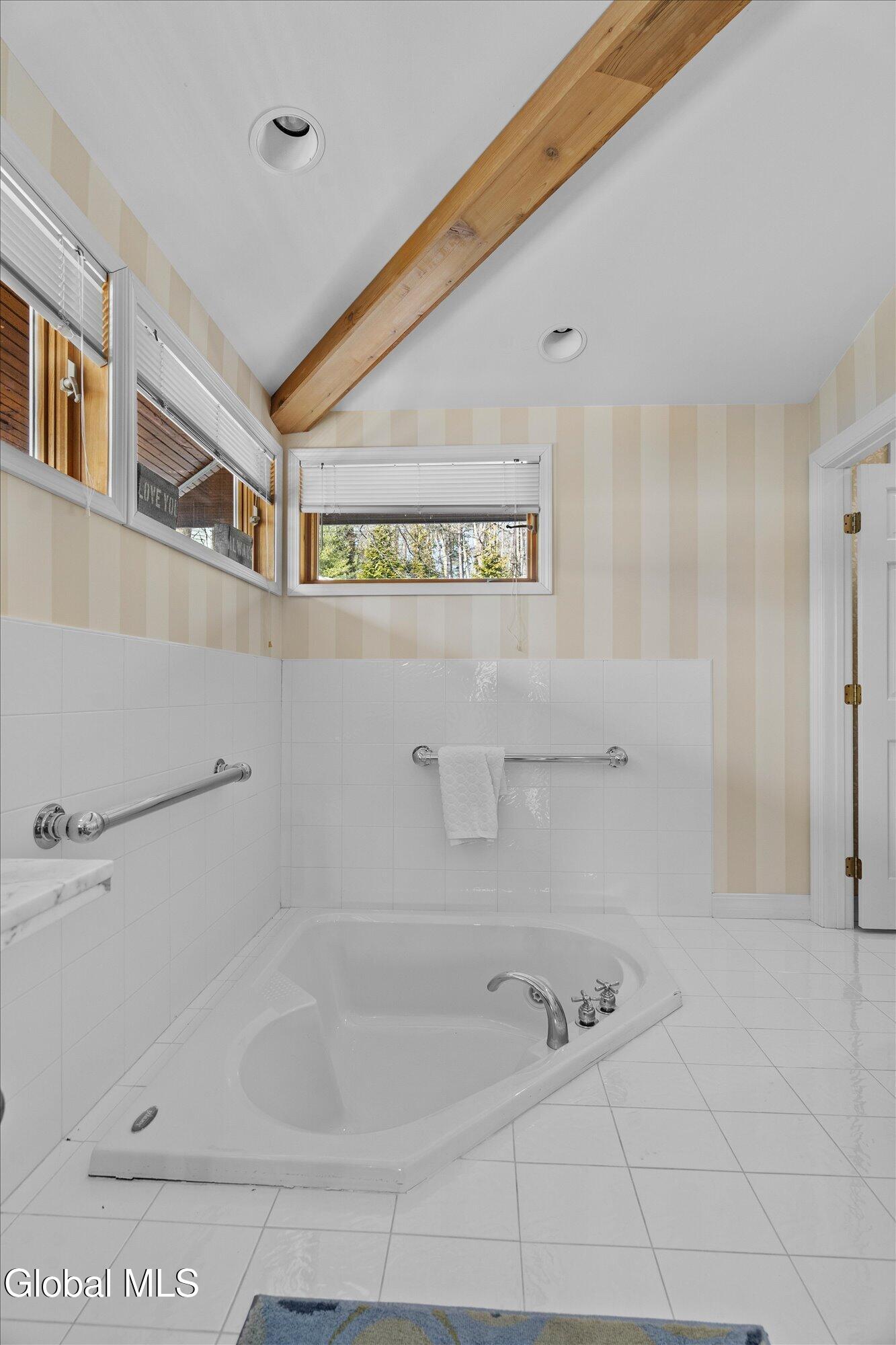 34 Westover Loop Lake George, NY 12845 - Photo 17 of 41 27-DSC06796