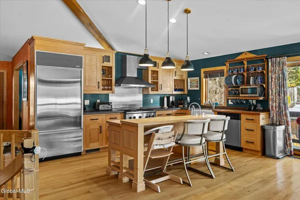 $4,250,000 | 34 Westover Loop, Lake George, NY 12845