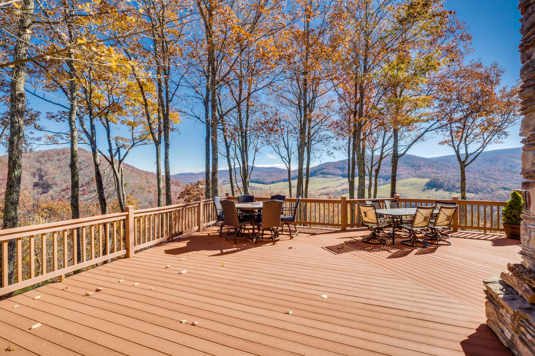 2064 South Fork Road Marion, VA 24354 - Photo 17 of 96 018