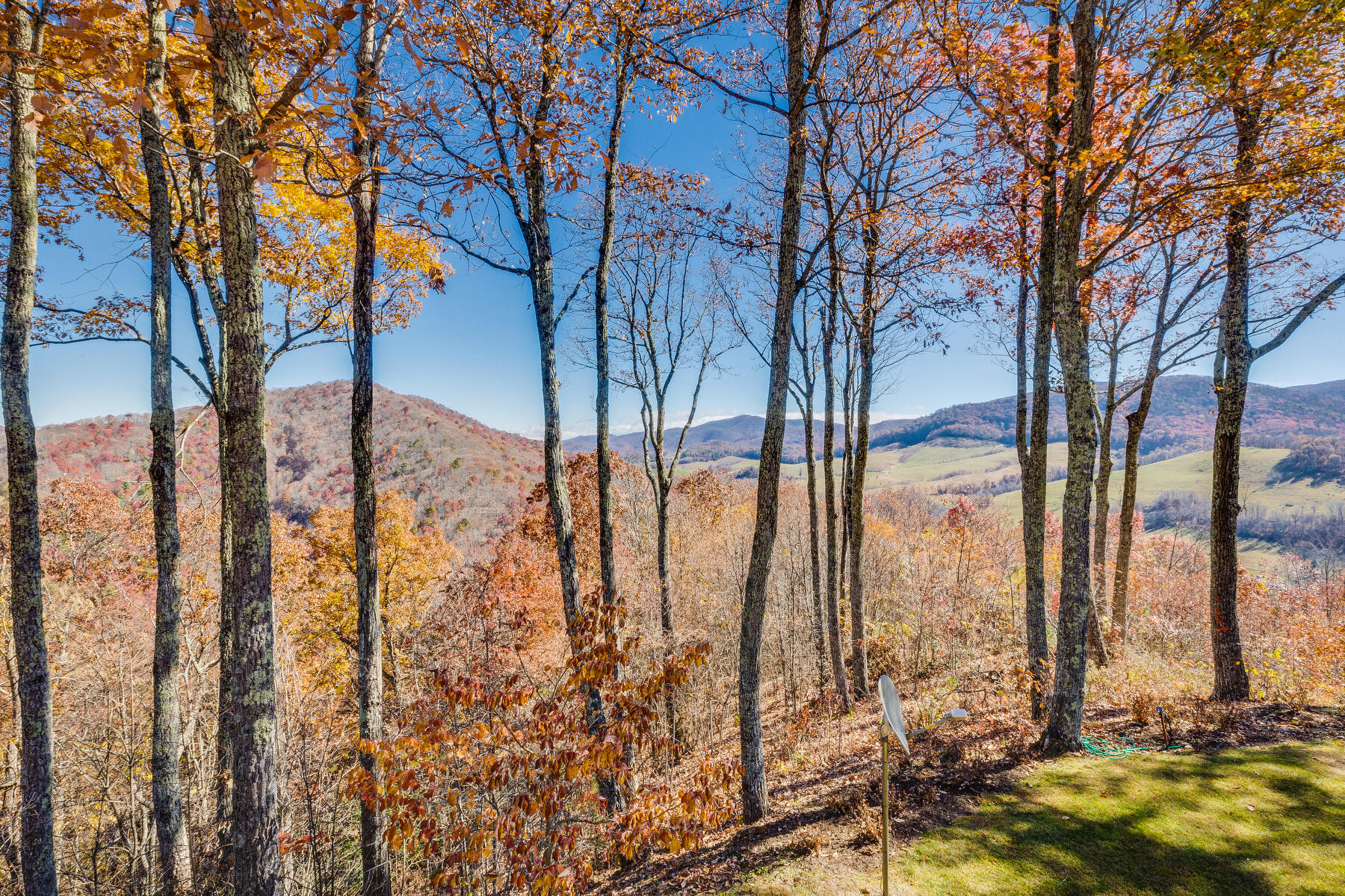 2064 South Fork Road Marion, VA 24354 - Photo 22 of 96 023
