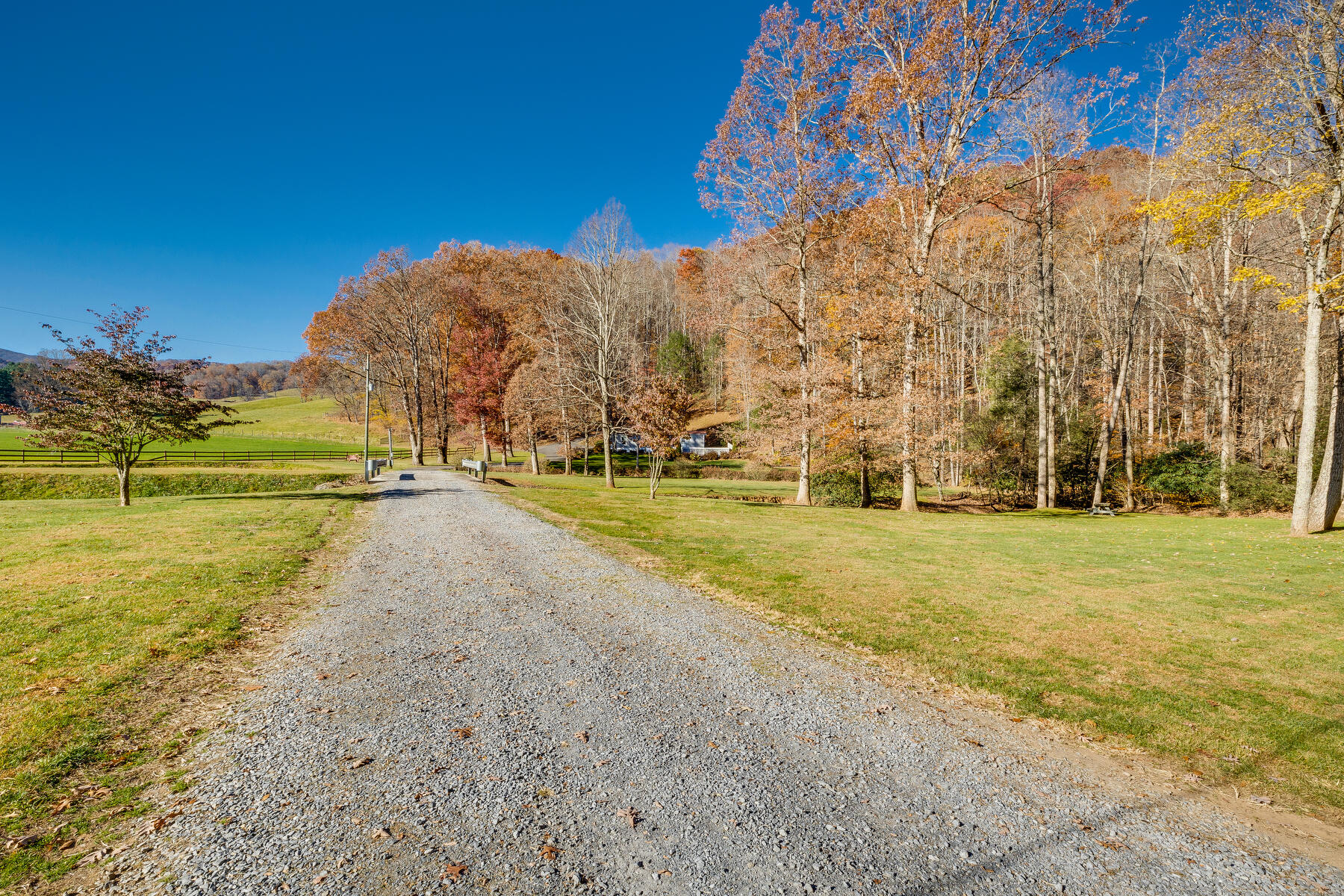 2064 South Fork Road Marion, VA 24354 - Photo 41 of 96 042