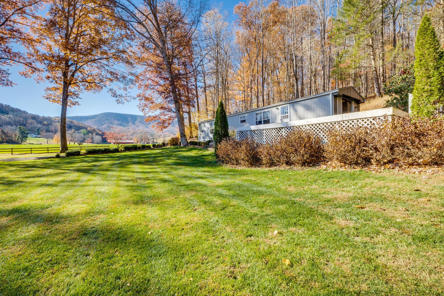 2064 South Fork Road Marion, VA 24354 - Photo 44 of 96 045