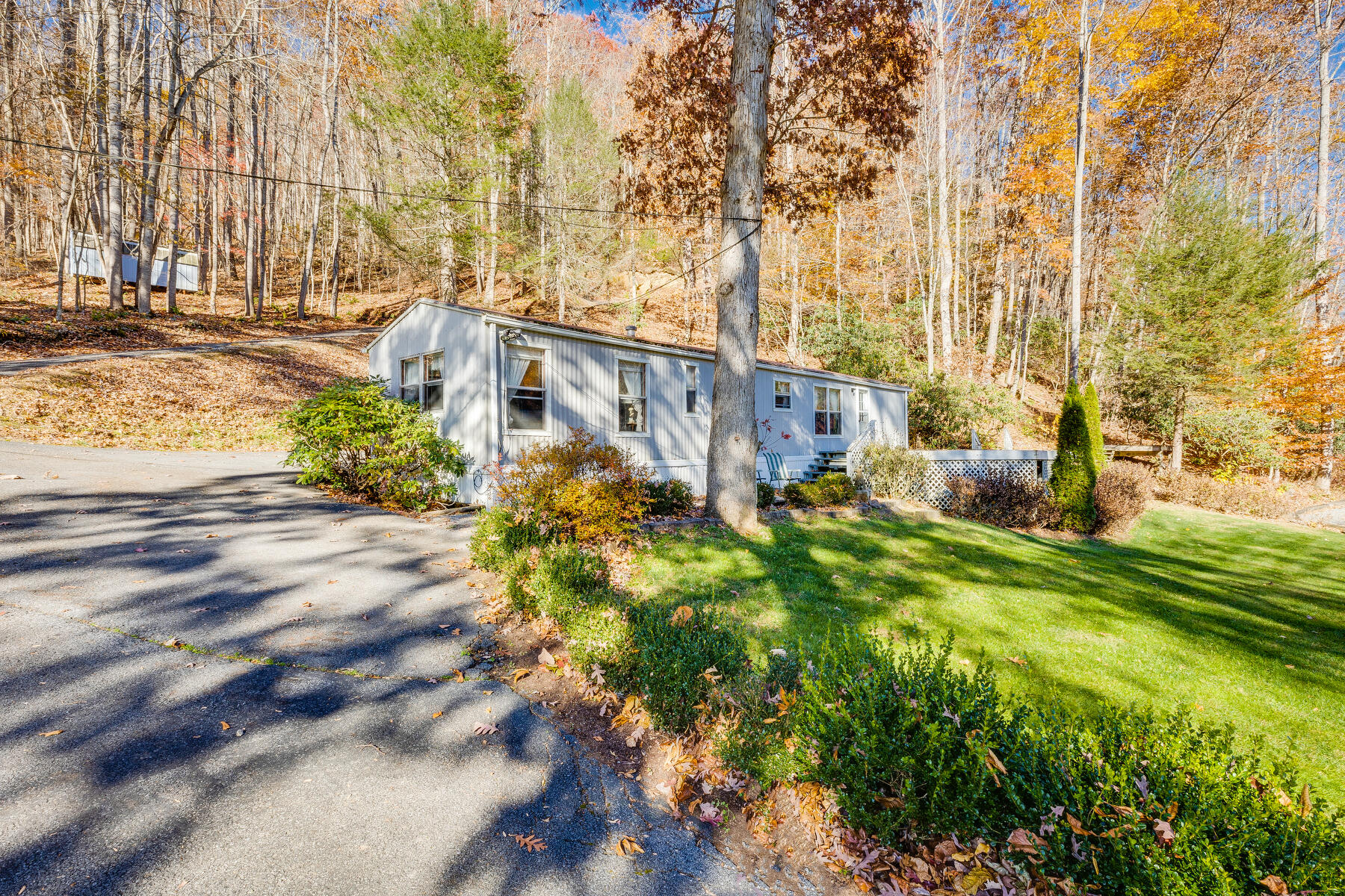 2064 South Fork Road Marion, VA 24354 - Photo 46 of 96 047