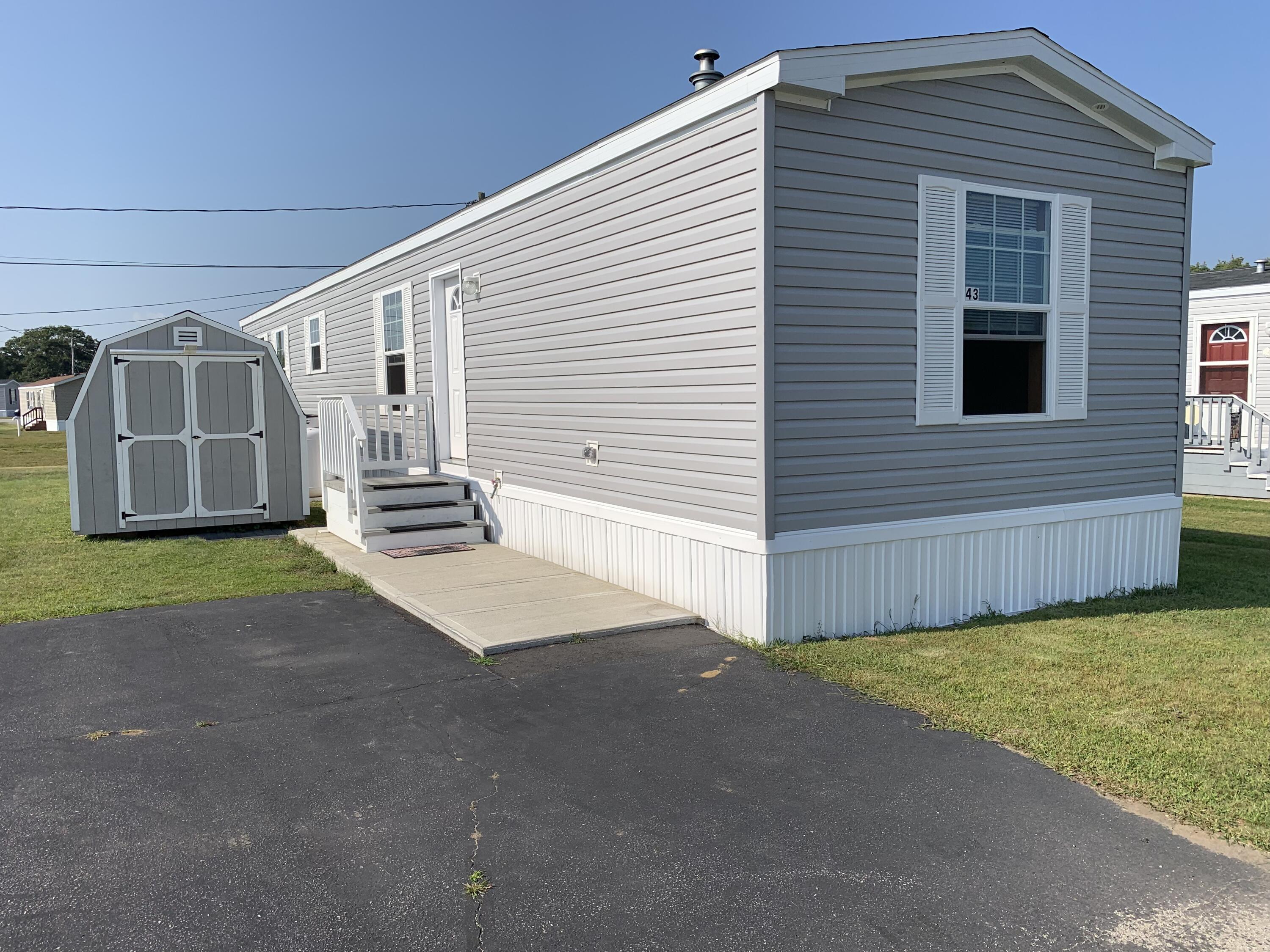 43 Linnell Circle Brunswick, ME 04011 - Photo 2 of 21 IMG_5729