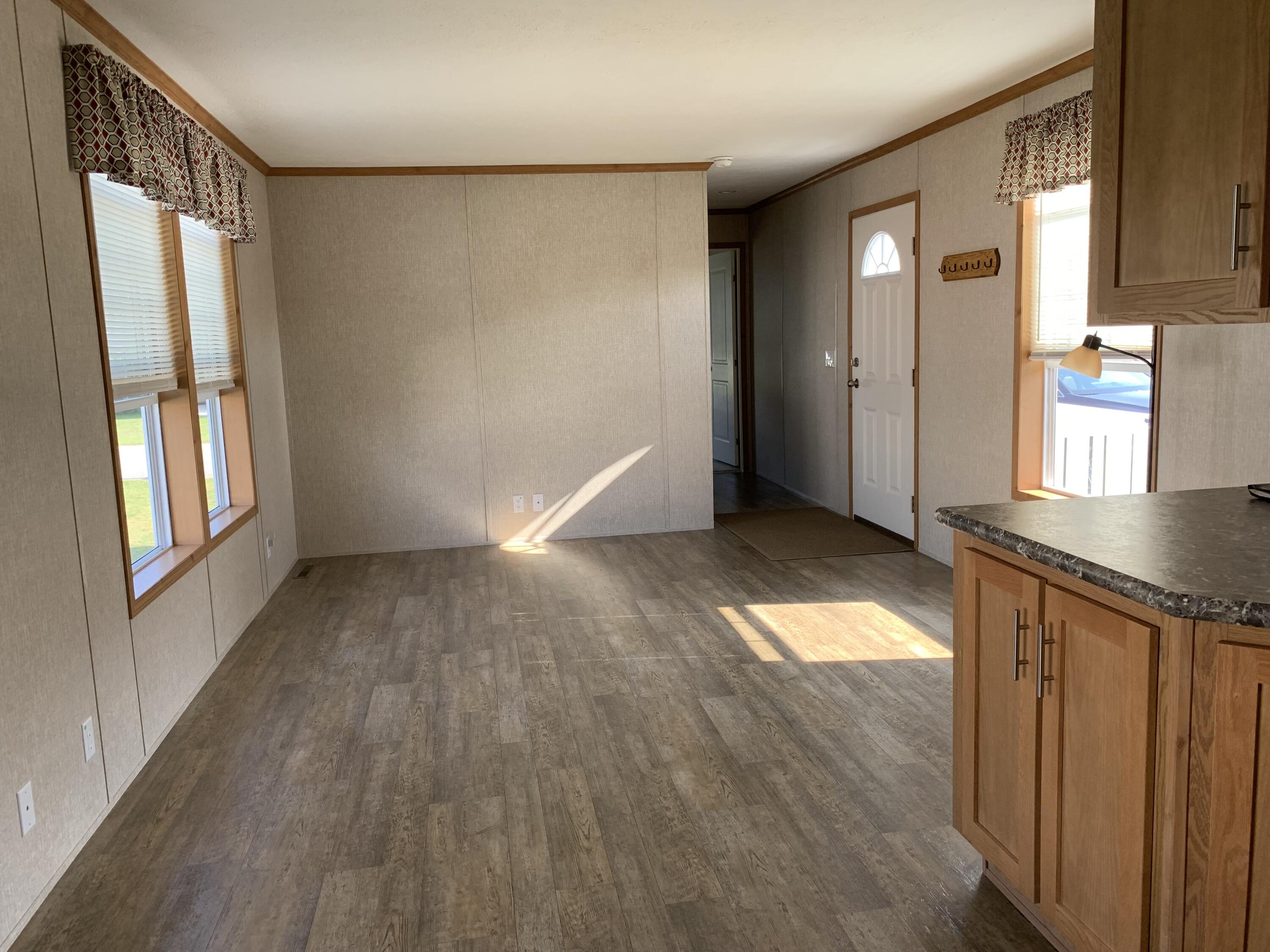 43 Linnell Circle Brunswick, ME 04011 - Photo 5 of 21 IMG_5715