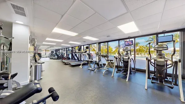 a picture of lake view