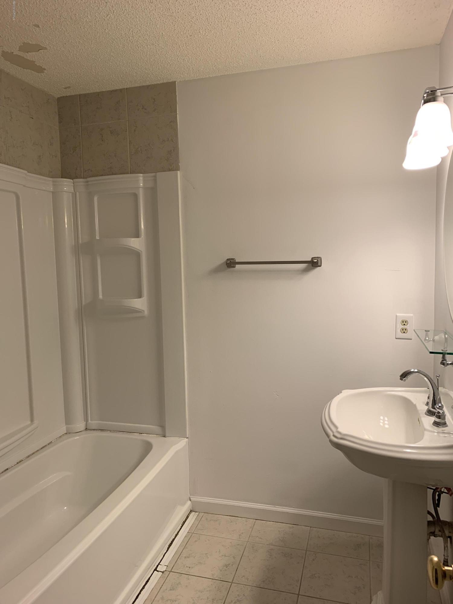 523 Kent Road Greenville, NC 27858 - Photo 16 of 17 Bath #2