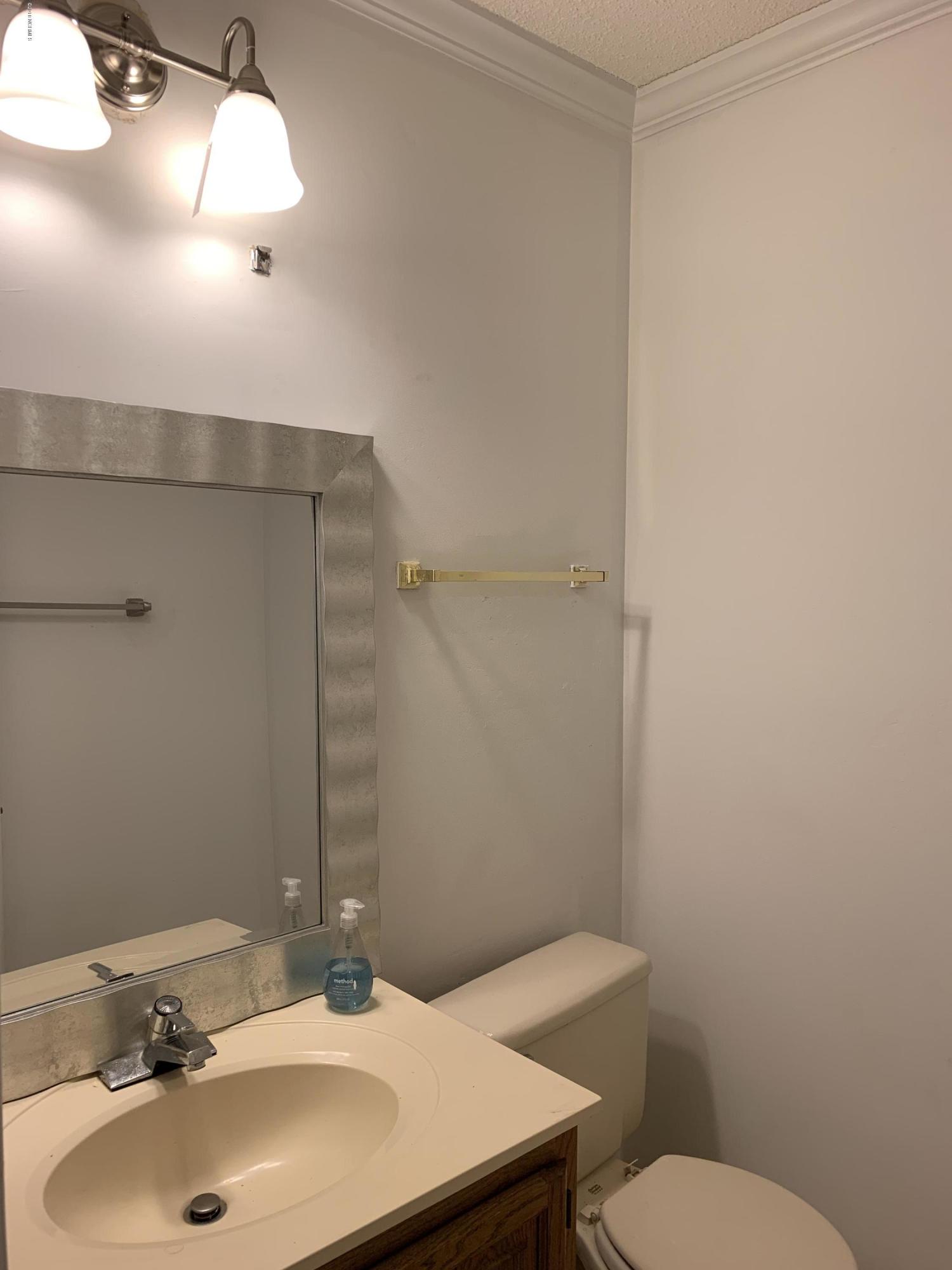 523 Kent Road Greenville, NC 27858 - Photo 7 of 17 Half Bath