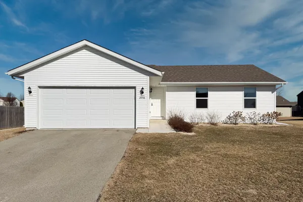 $250,000 | 2958 Huntington Drive, Belvidere, IL 61008