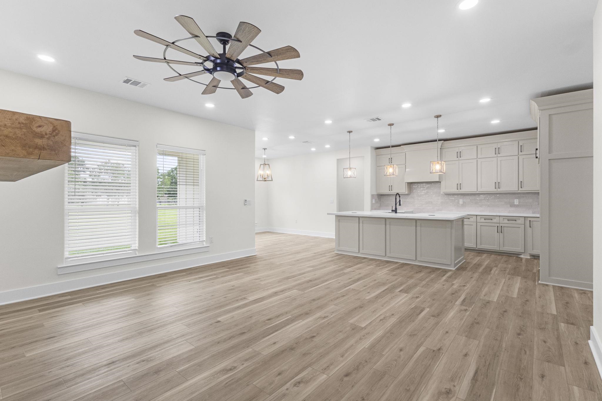 7111 32nd Street Groves, TX 77619 - Photo 12 of 28