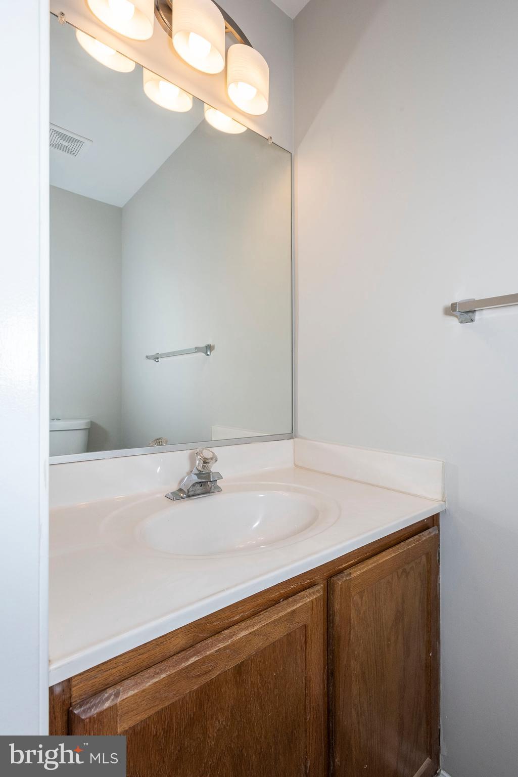 5505 Oberlin Place Frederick, MD 21703 - Photo 19 of 39 Half bath on main level