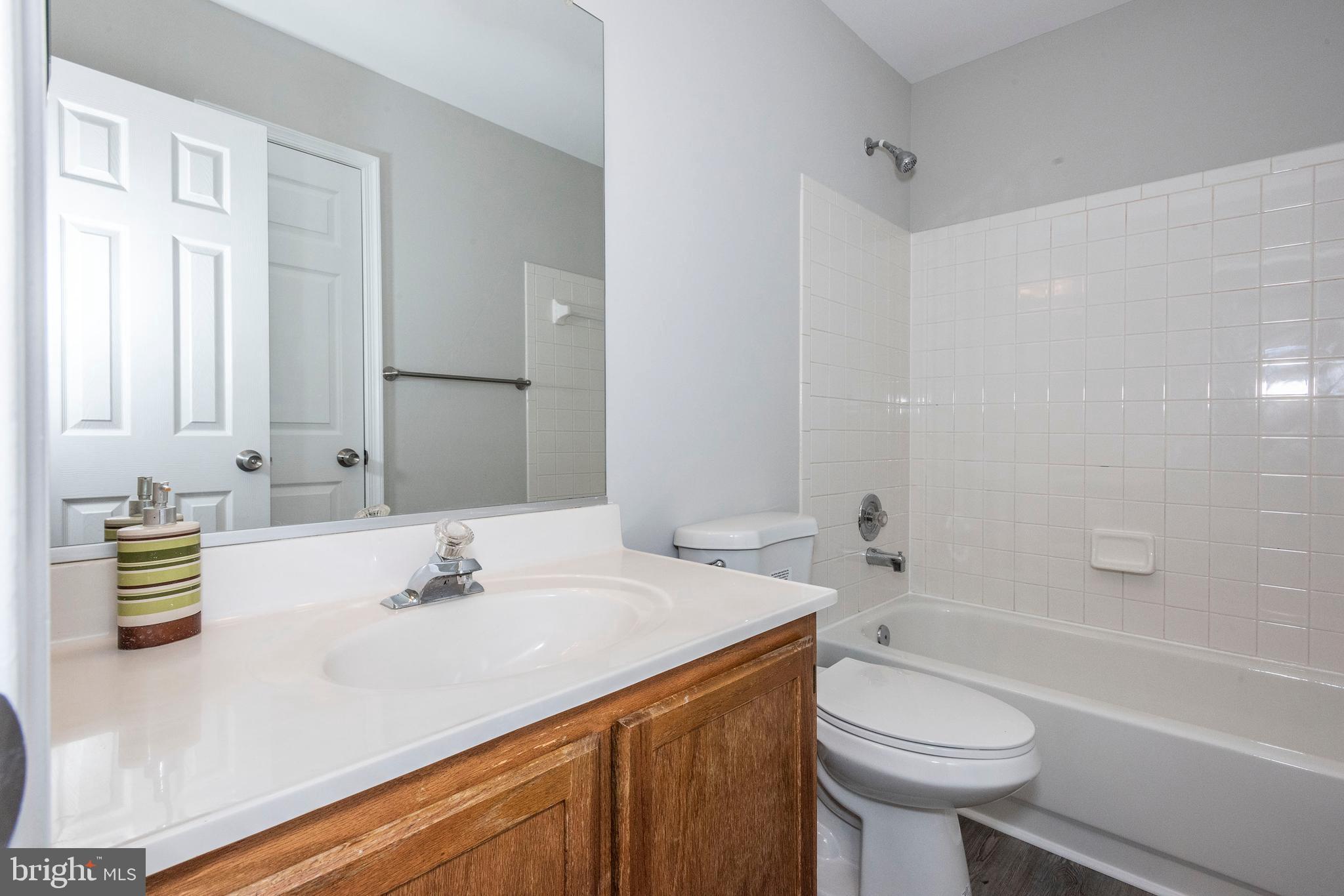 5505 Oberlin Place Frederick, MD 21703 - Photo 29 of 39 Guest bathroom