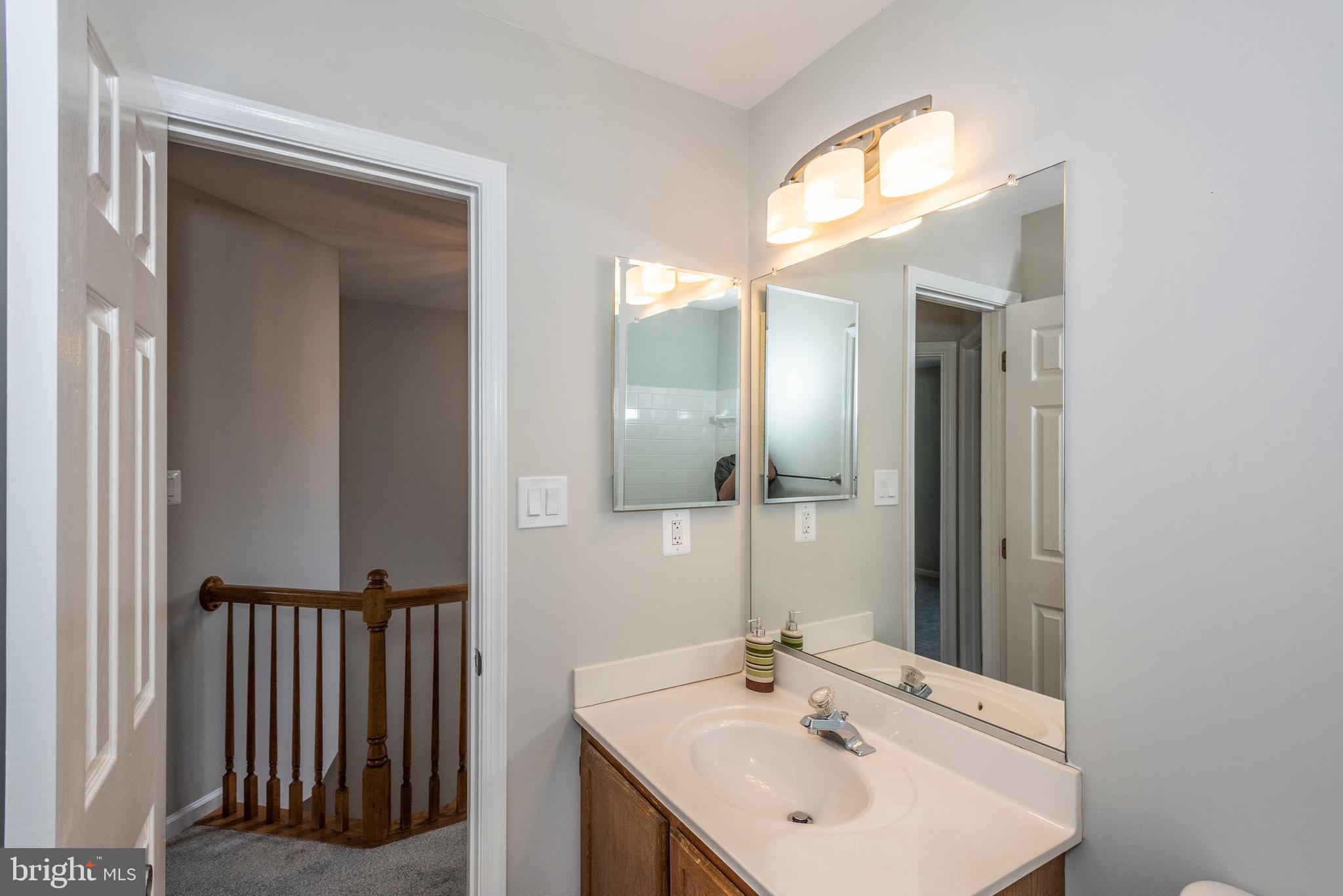 5505 Oberlin Place Frederick, MD 21703 - Photo 30 of 39 Guest bathroom