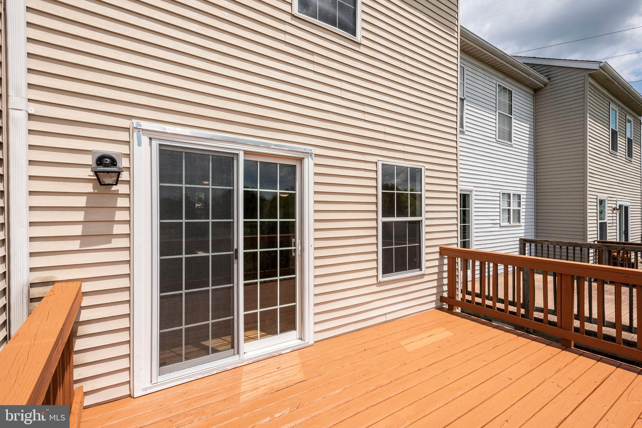 5505 Oberlin Place Frederick, MD 21703 - Photo 37 of 39 Newly painted deck