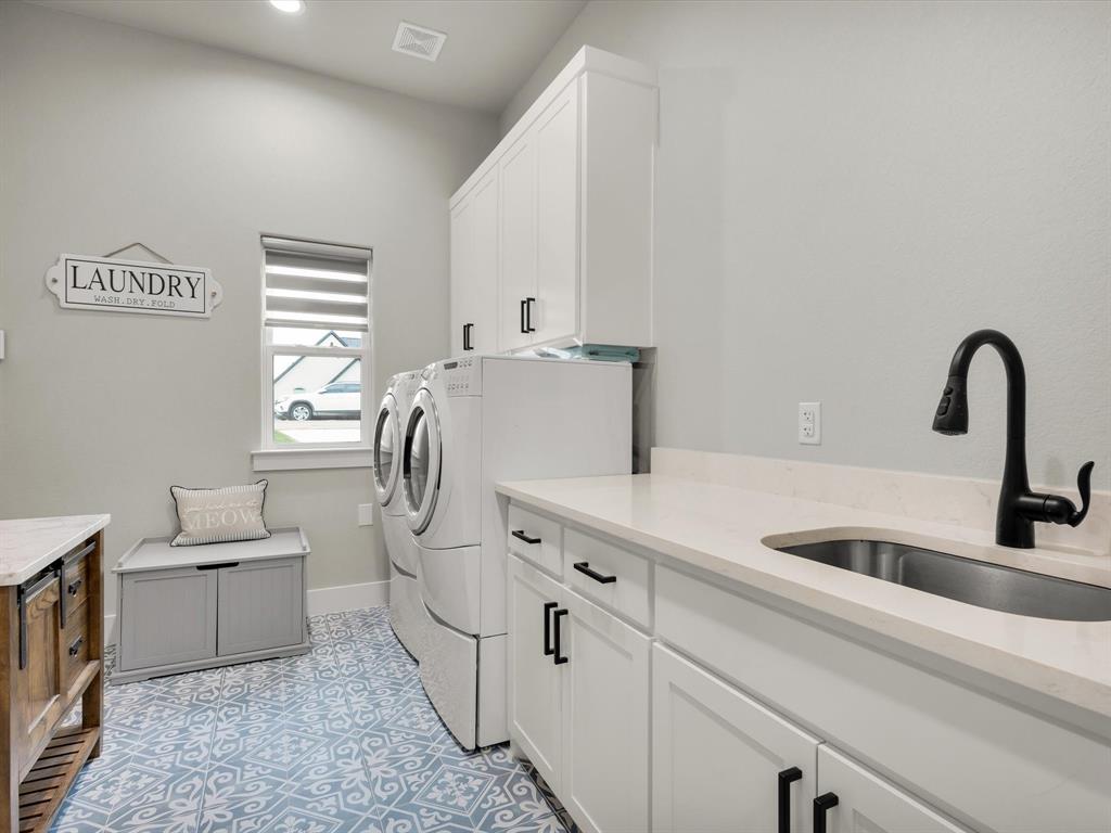 650 Winkler Way Springtown, TX 76082 - Photo 21 of 27 a close view of sink and tap