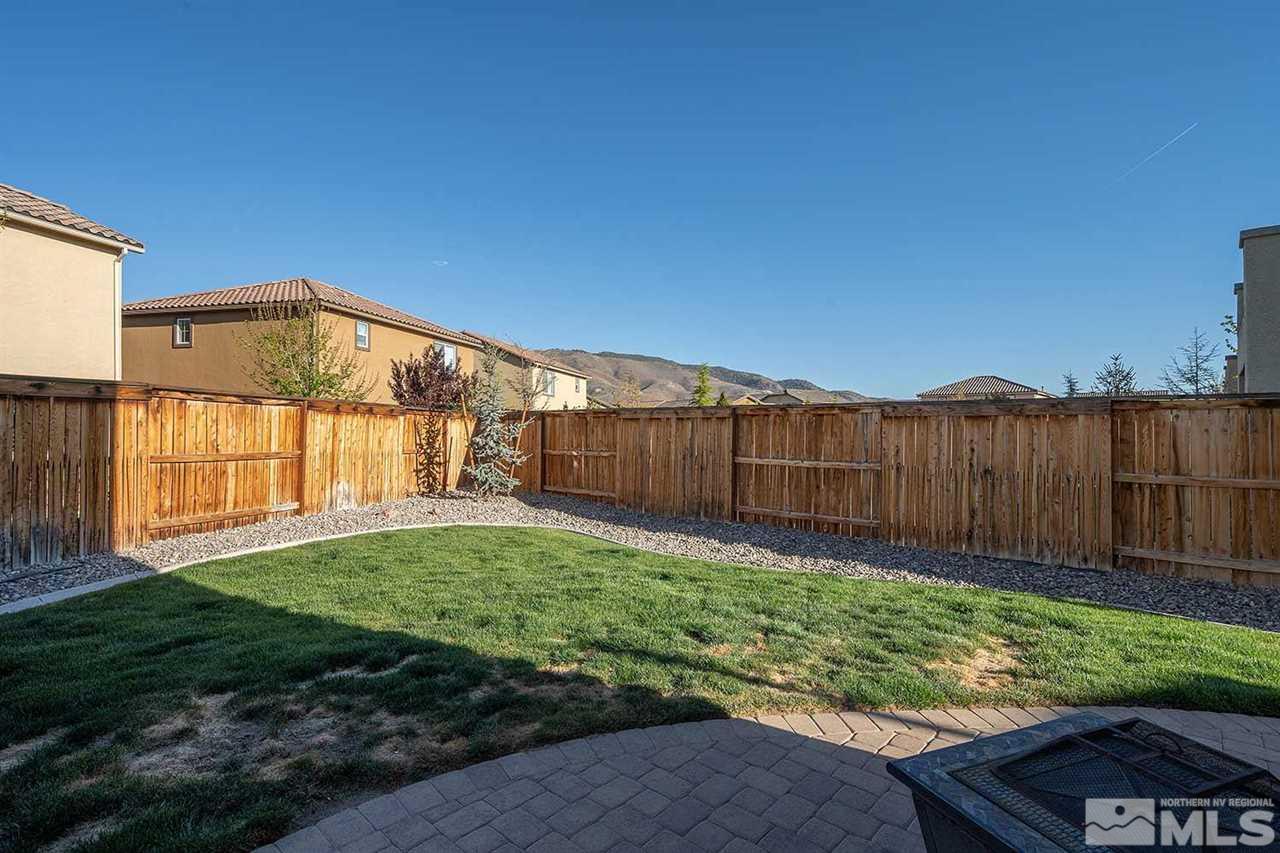 2820 Show Jumper Lane Reno, NV 89521 - Photo 37 of 40 a view of a back yard of the house