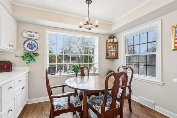 $949,000 | 840 Kurtis Drive, Elm Grove, WI 53122